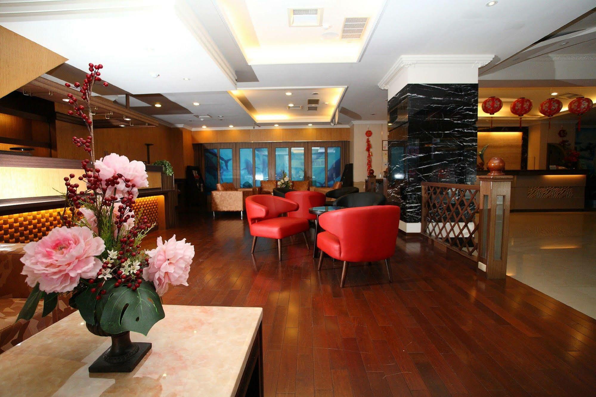Fish Hotel Kaohsiung Buitenkant foto